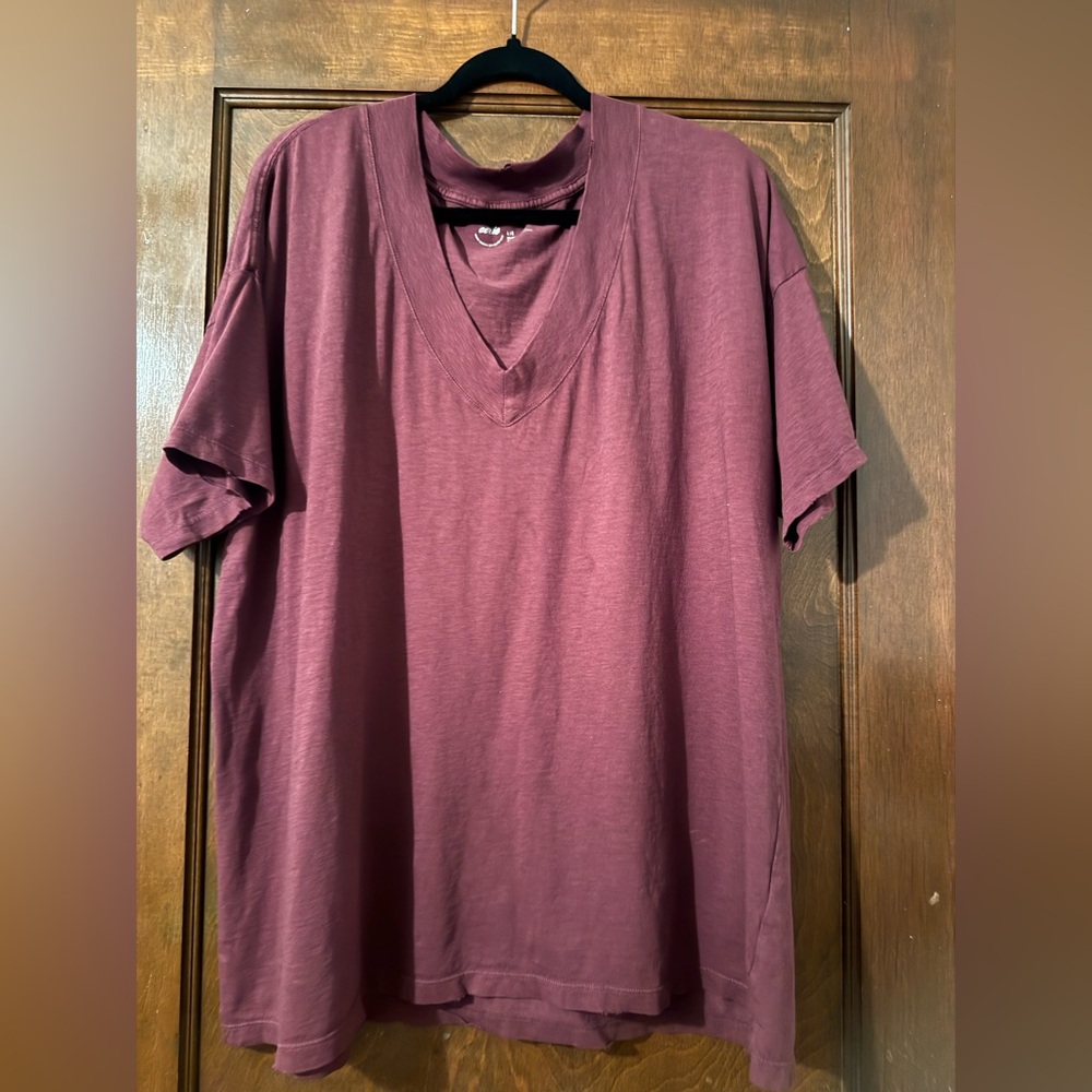 Aerie boyfriend vneck tshirt